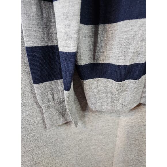 Brooks Brothers Extra Fine Merino Wool Crew Neck Sweater Sz LG Gray colorblock - Picture 3 of 6